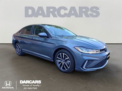 Used 2025 Volkswagen Jetta SE