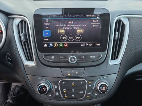 Used 2025 Chevrolet Malibu LT FWD image 18