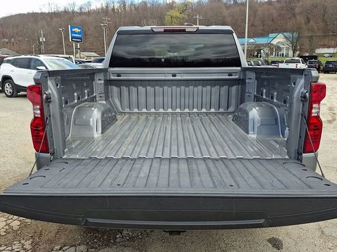 Used 2024 Chevrolet Silverado 1500 LT image 30
