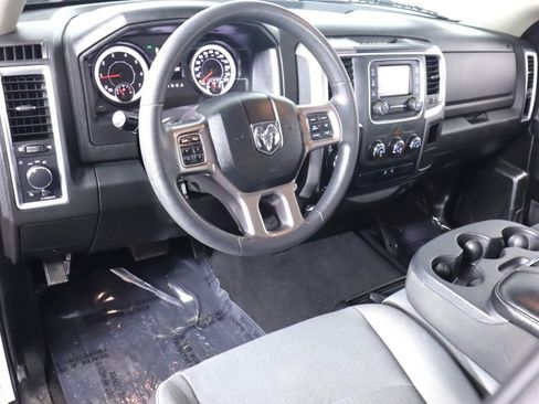 Used 2023 RAM 1500 Classic SLT AWD/4WD image 9