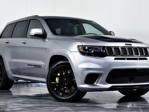 Used 2020 Jeep Grand Cherokee Trackhawk AWD/4WD image 2