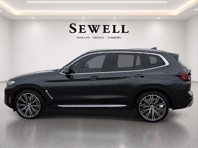 Used 2024 BMW X3 sDrive30i w/ Premium Package w/ZPA RWD image 2