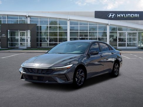 New 2026 Hyundai Elantra SEL Sport Premium image 1