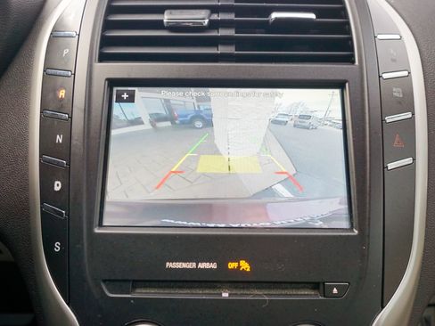 Used 2017 Lincoln MKC Select w/ Select Plus Package image 24