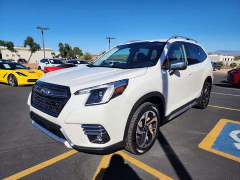 Used 2022 Subaru Forester Touring w/ Popular Package #2 image 7