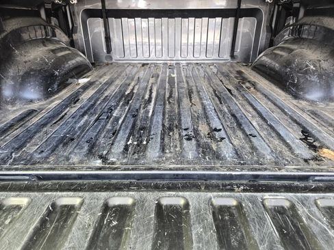 Used 2019 RAM 1500 Laramie image 26