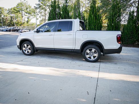 Certified 2024 Honda Ridgeline RTL image 7