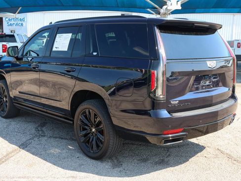 Used 2022 Cadillac Escalade Sport w/ Touring Package AWD/4WD image 4