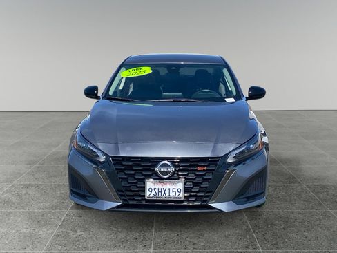 Used 2025 Nissan Altima 2.5 SR FWD image 8