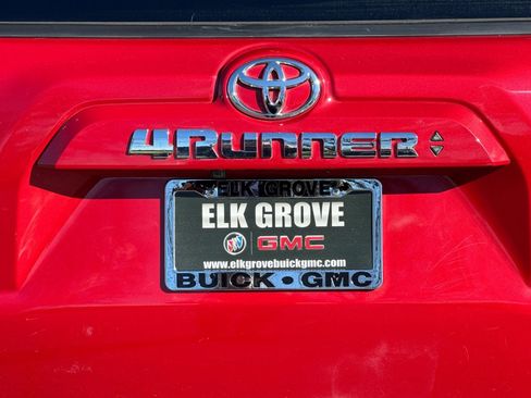 Used 2022 Toyota 4Runner SR5 image 48