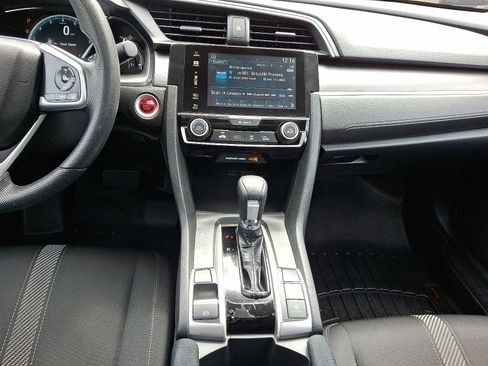 Certified 2018 Honda Civic EX image 15