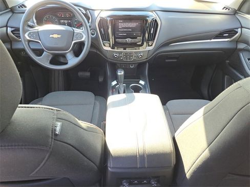 Used 2020 Chevrolet Traverse LS image 10