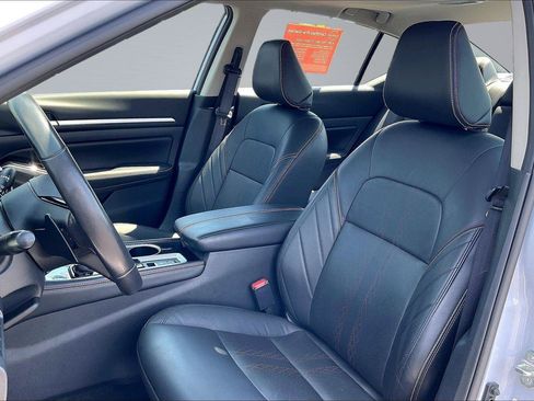 Certified 2024 Nissan Altima 2.0 SR FWD image 26