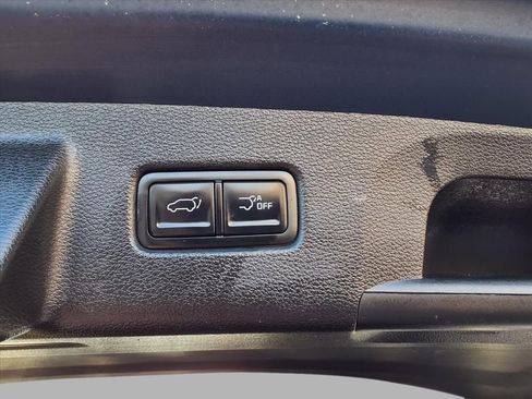 Used 2023 Kia Telluride EX w/ EX Captain's Chair Package image 29