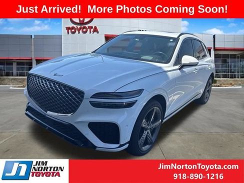Used 2025 Genesis GV70 3.5T Sport w/ Sport Prestige Package AWD/4WD image 3