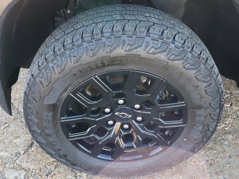 Used 2024 Chevrolet Colorado Trail Boss w/ Advanced Trailering Package image 27