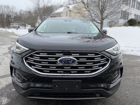 Used 2019 Ford Edge SEL image 18