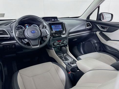 Used 2023 Subaru Forester Premium AWD/4WD image 25