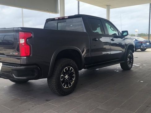 Used 2023 Chevrolet Silverado 1500 ZR2 w/ Technology Package image 6