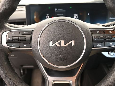 Used 2025 Kia K5 LXS FWD image 28