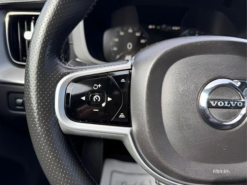 Used 2019 Volvo XC60 T5 Inscription w/ Protection Package FWD image 51