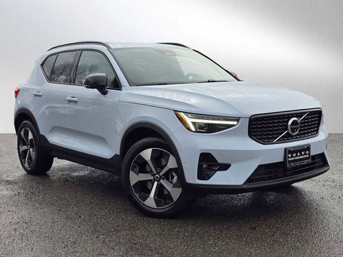 New 2026 Volvo XC40 B5 Plus w/ Protection Package Premier image 1