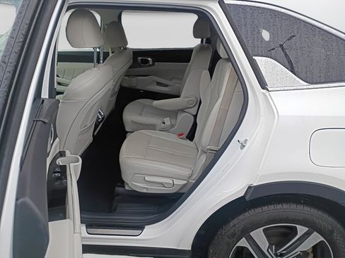 Used 2023 Kia Sorento SX Prestige AWD/4WD image 9