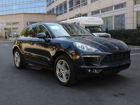 Used 2016 Porsche Macan S w/ Premium Package Plus image 1