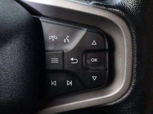 Used 2023 Ford Bronco Badlands image 35