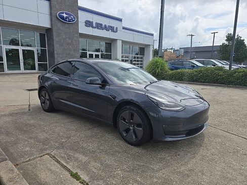 Used 2023 Tesla Model 3 Long Range AWD/4WD image 3