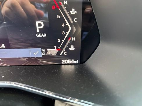 Used 2026 GMC Canyon Denali image 22