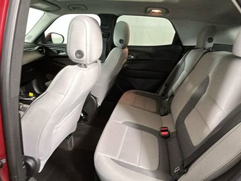 Used 2024 Chevrolet TrailBlazer LT w/ LT Cold Weather Package AWD/4WD image 24