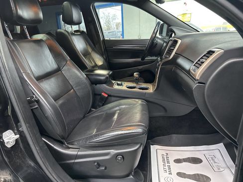 Used 2015 Jeep Grand Cherokee Limited w/ Luxury Group II image 27