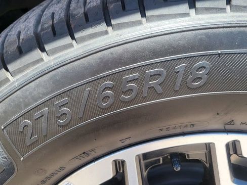 Used 2022 Ford F150 Lightning XLT AWD/4WD image 13