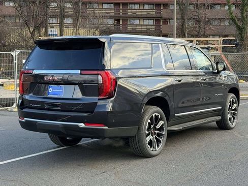 New 2026 GMC Yukon XL Elevation image 2