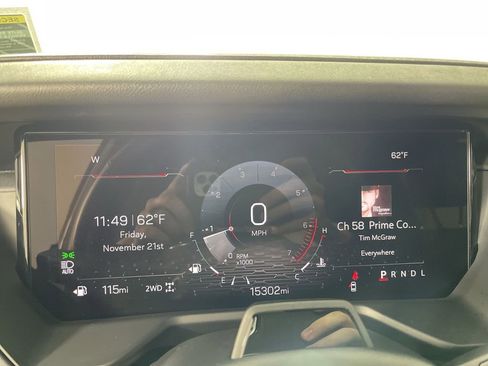 Used 2024 GMC Acadia Elevation w/ Super Cruise Package image 12