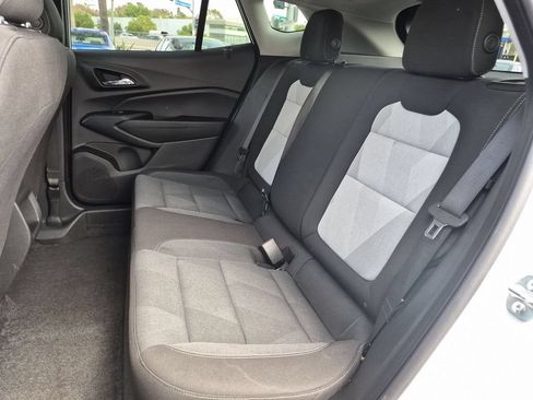 Used 2025 Chevrolet Trax LS FWD image 28