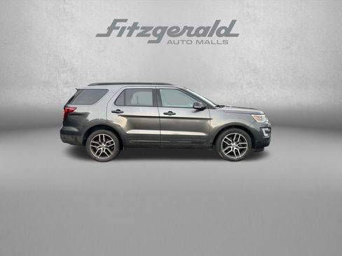 Used 2017 Ford Explorer Sport AWD/4WD image 9