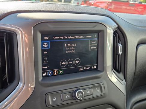 Certified 2023 Chevrolet Silverado 1500 Custom image 20