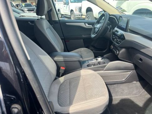 Used 2020 Ford Escape SE AWD/4WD image 6