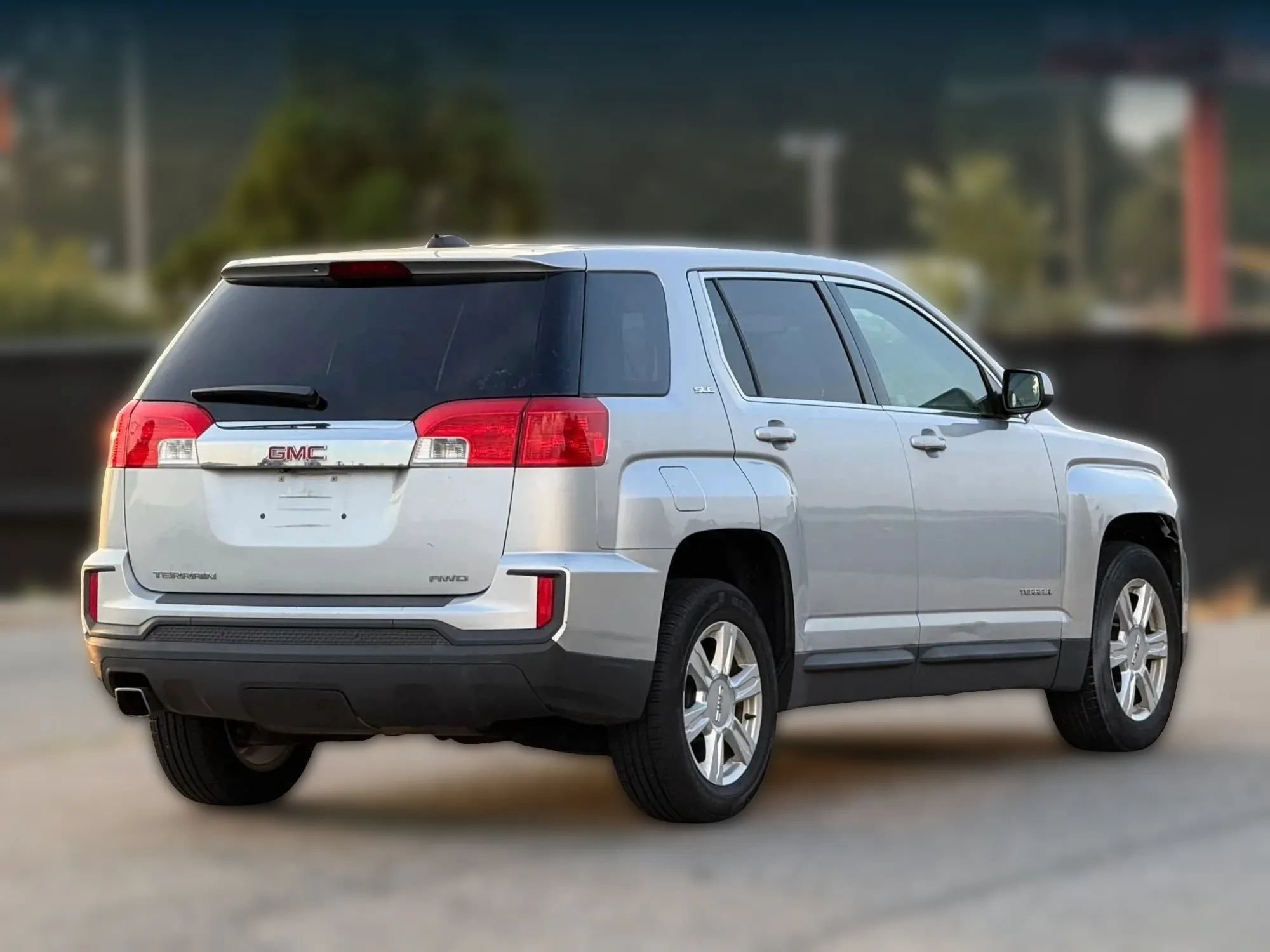 Used 2016 GMC Terrain SLE AWD/4WD image 9
