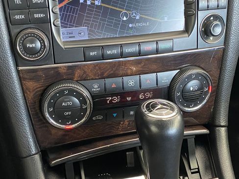 Used 2009 Mercedes-Benz CLK 350 Cabriolet image 26