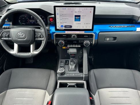 Used 2025 Toyota Tacoma TRD Off-Road w/ TRD Off Road Upgrade Package image 13