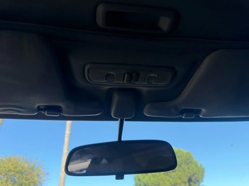 Used 1995 Acura Integra LS image 16