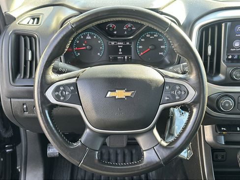 Used 2022 Chevrolet Colorado LT w/ Fleet Safety Package image 19