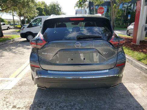 Used 2024 Nissan Murano SV FWD image 6