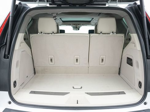 Used 2023 Cadillac Escalade Sport Platinum AWD/4WD image 27