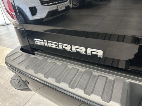 Used 2017 GMC Sierra 1500 Denali w/ Denali Ultimate Package image 9