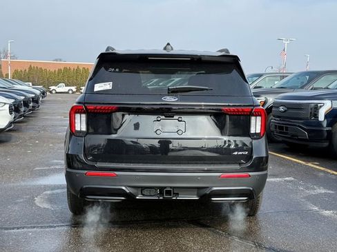 New 2026 Ford Explorer ST-Line w/ ST-Line Street Pack image 6