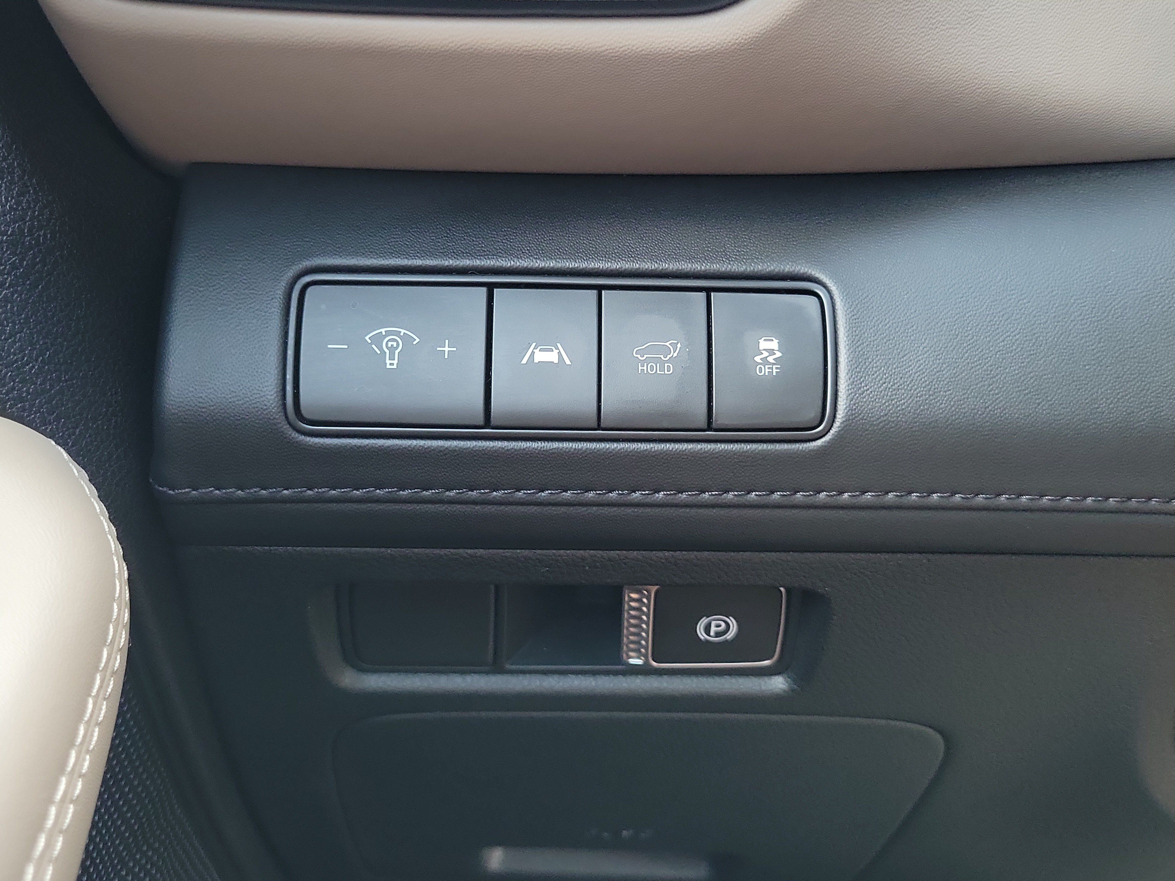 Used 2022 Hyundai Santa Fe Limited FWD image 28
